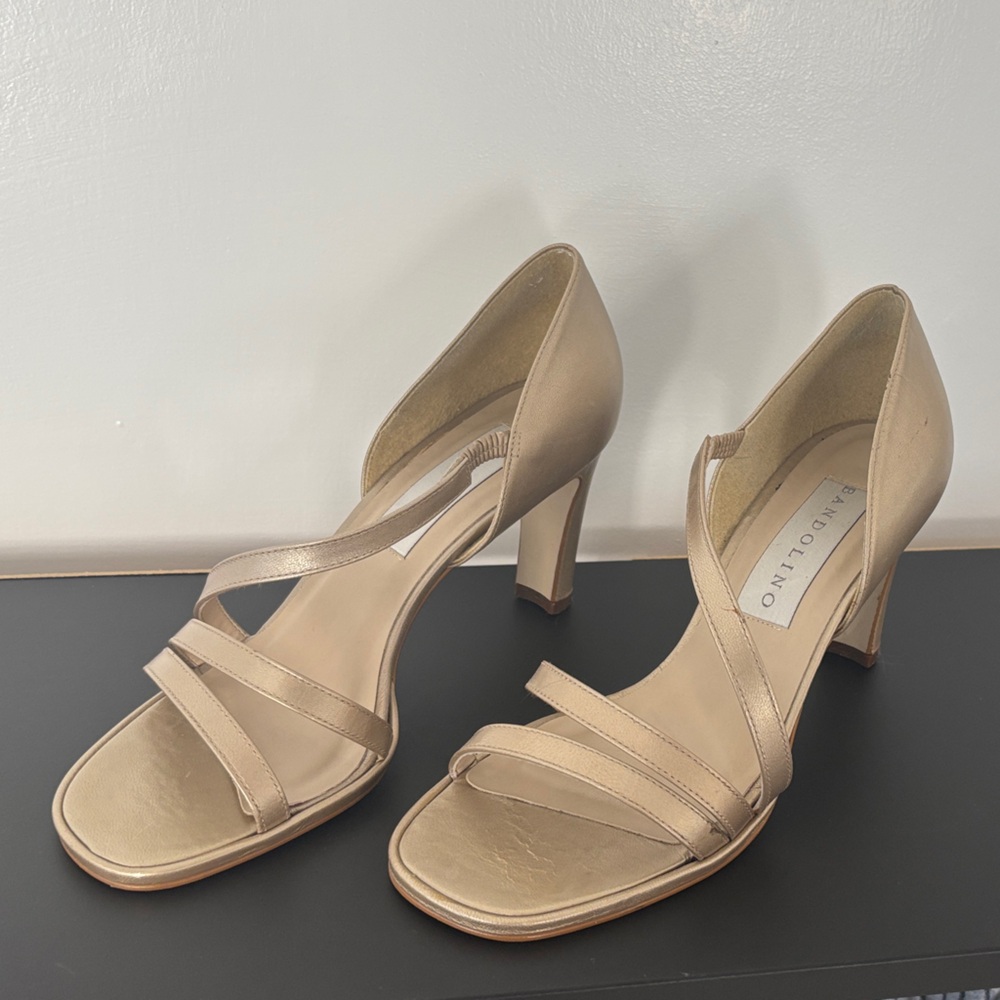 Bandolino Women's Champagne/Gold Strappy Heels